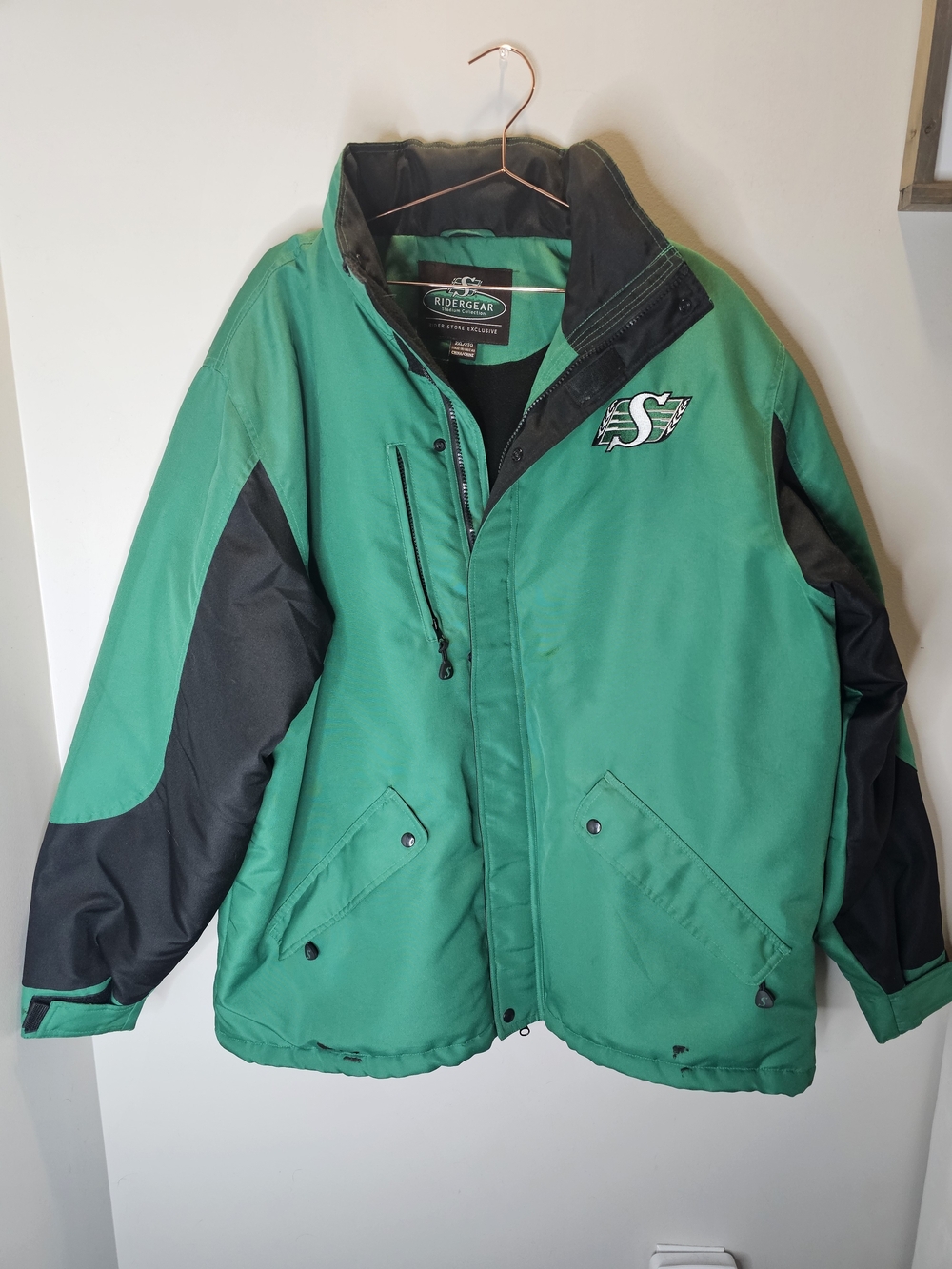 Saskatchewan Roughriders Winter Jacket - Men's XXL